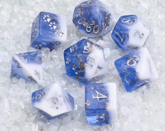 Snow Peak Layered 8 Piece Dice Set – Frosty Periwinkle & White Resin DnD Dice with Gold Foil and Glitter, Silver Font, Fennek and Finch Dice