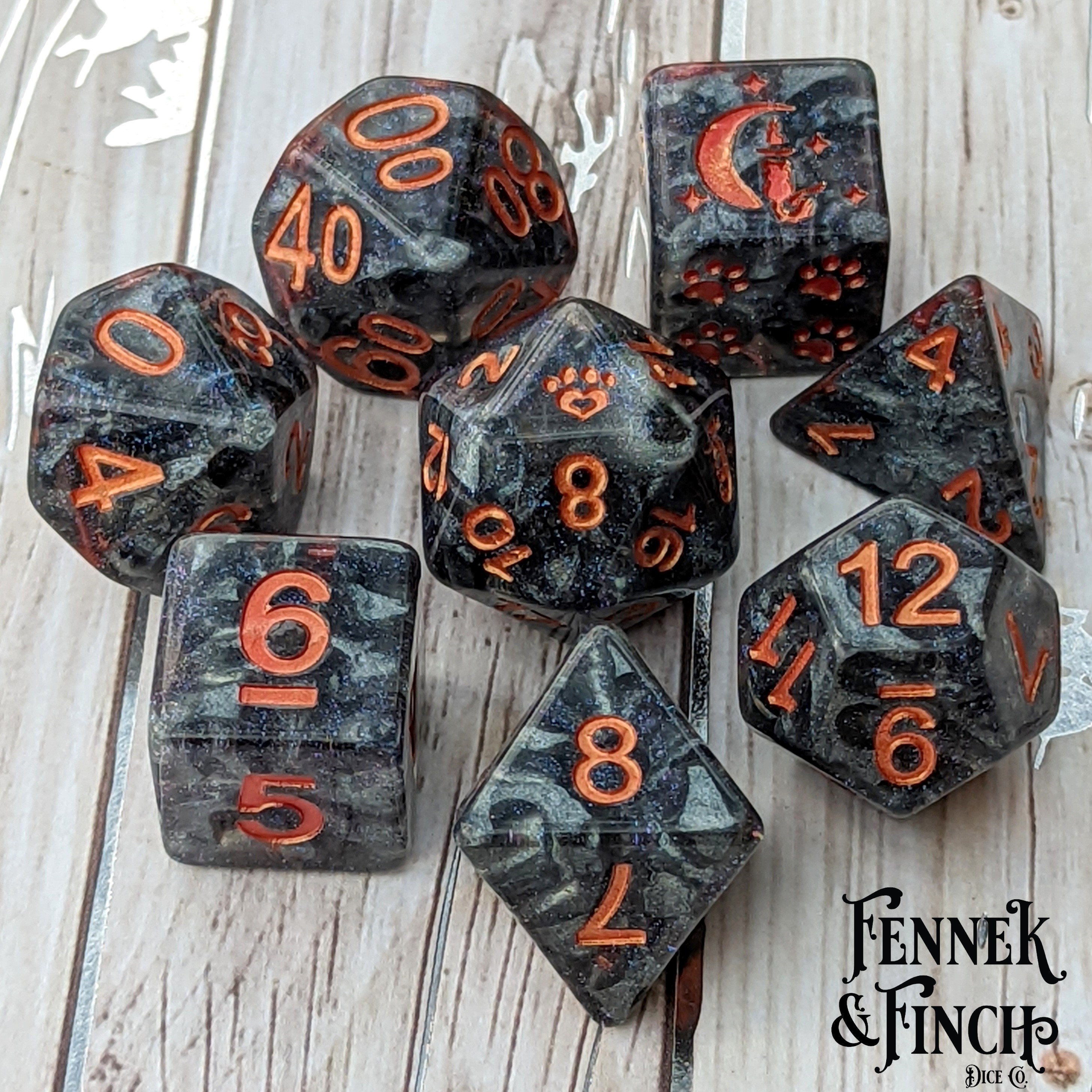 Set Dadi Poliedrici A Forma Di Cuore Per D&D | 8 Pezzi Con Extra D12 | Regalo Giocatori - 4