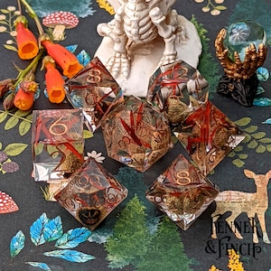 Eucalyptus Dice. 7pc Dice Set, Polyhedral dice, D&D dice, Dungeons and Dragons, Table Top Role Playing. Sharp Edge resin with dried plants