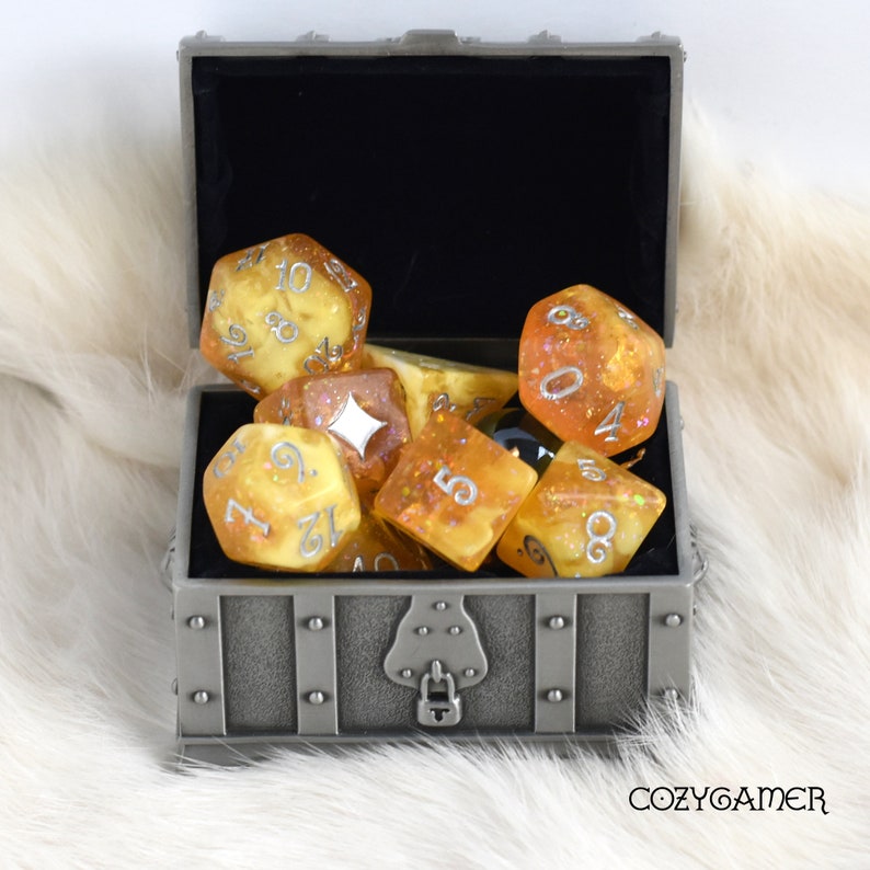 Polyhedral dice Crystalized Honey DnD Dice Set D/&D dice Dungeons and Dragons Table Top Role Playing Marbled resin with glitter n foil
