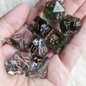 Runed Raven Skull and Moss 8 piece DND dice set. Polyhedral dice, D&D dice, Dungeons and Dragons, Table Top Role Playing. Bird Skull Dice