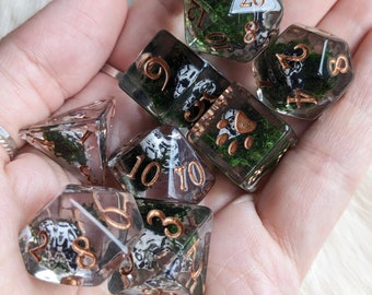 Runed Raven Skull and Moss 8 piece DND dice set. Polyhedral dice, D&D dice, Dungeons and Dragons, Table Top Role Playing. Bird Skull Dice