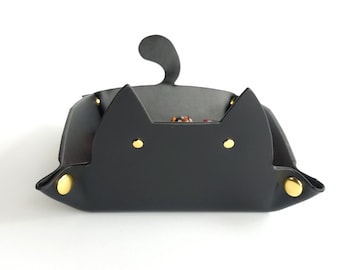 Black Cat Dice Tray. Dice rolling tray, snap in place folding dice tray. Cat shaped dice tray for DnD and TTRPGs