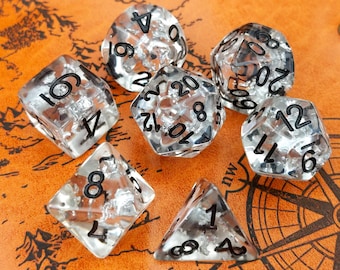Juego de dados Argentum DnD - Lámina plateada, 7 dados poliédricos de resina para juegos de rol de mesa