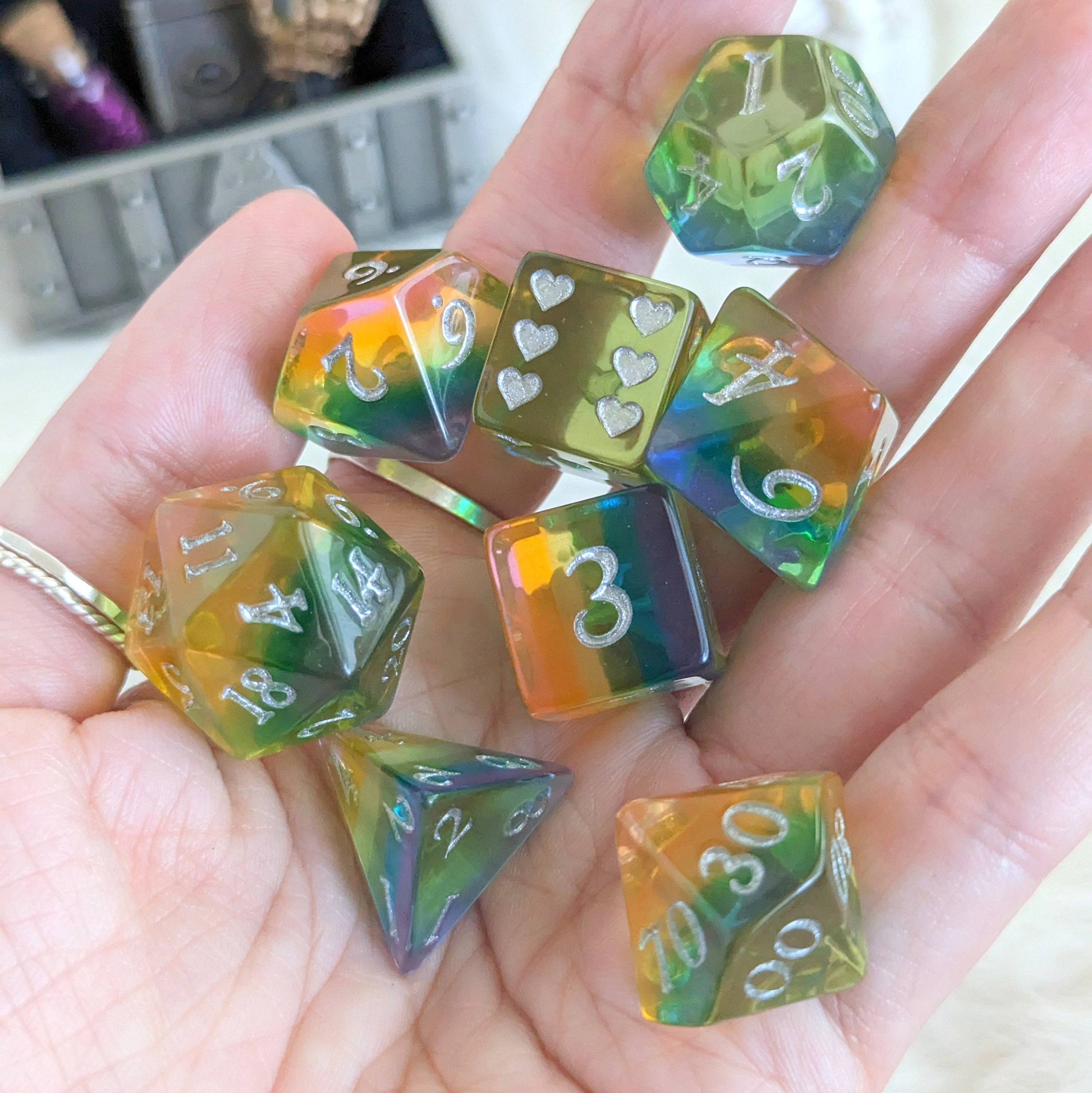 Set Dadi Poliedrici A Forma Di Cuore Per D&D | 8 Pezzi Con Extra D12 | Regalo Giocatori - 3