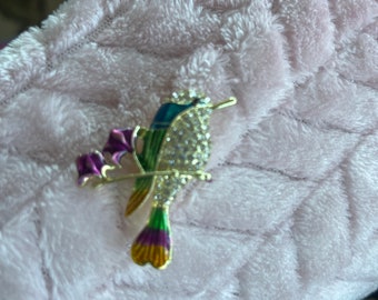 Magnifique broche colibri
