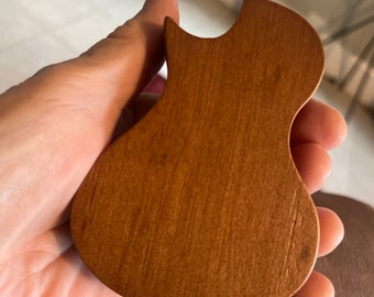 Wood container for guitar picks