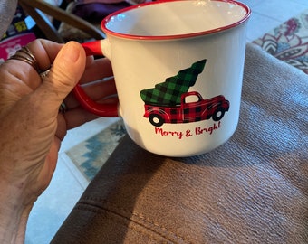 Merry and bright Christmas mug,excellent condition,new, measures 4”H top is 4.25x4.25” base is 3.5x3.5” 3.5”deep 15” circumference