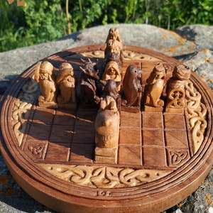 Battlefield of the Gods, original lock design - Brandubh, old Irish board game, Pieces are Norse gods