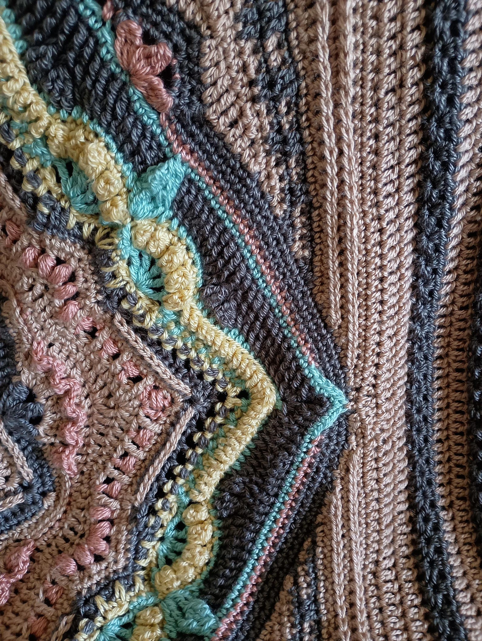 Cosmic Cal Antique Cosmic Cal Handmade Crochet Blanket/family/special Occasion ...