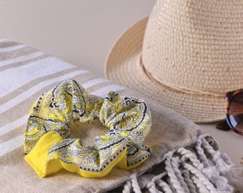 Scrunchie, Glarus scarf "yellow", hair tie, paisley hair band, cotton, Swiss souvenir, hair accessories, hair jewelry, bandana