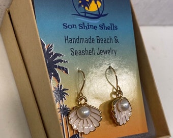 Shell Pearl Earrings - Seashell Earrings - Beach Earrings - Mermaid Earrings - Beach Wedding