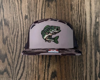 Gorra de camionero con bordado de lubina, gorra de pesca, regalo para pescador, gorra para actividades al aire libre, gorra de lubina, gorra Richardson, gorra de camuflaje, regalo para amante de los peces