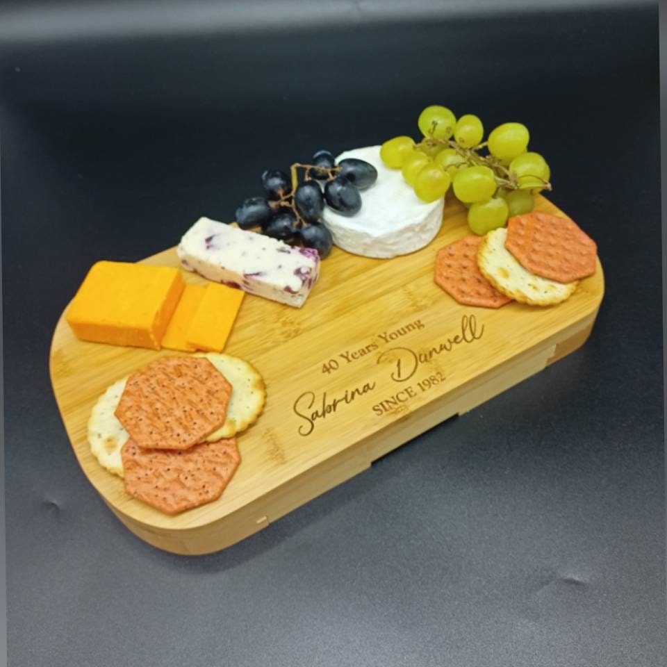 40th-birthday-gifts-personalised-gift-eco-friendly-bamboo