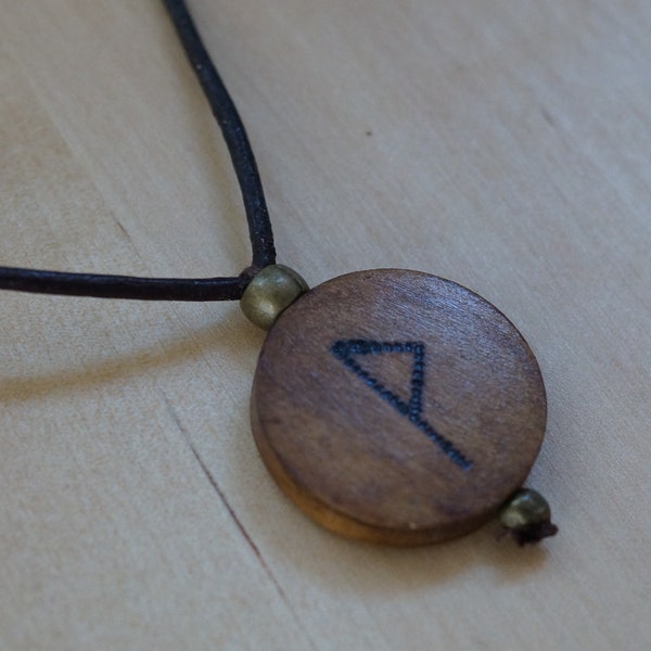 Collier long- pendentif  "rune Wunjo" - La joie