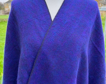 Handwoven Yak Wool Shawl: Purple Fringe Travel Wrap