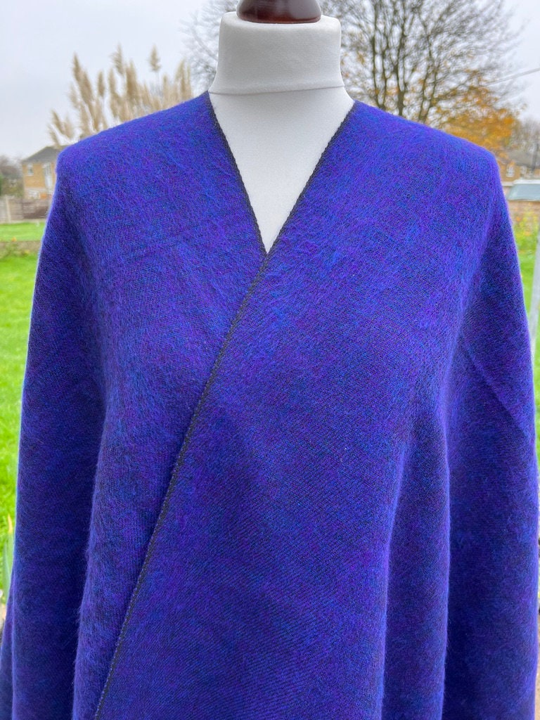 Yak Wool Shawl Purple Fringe Stole Travel Wrap Hand Woven Yak Wool Shawl Purple Fringe Stole Travel Wrap Hand Woven