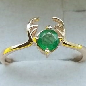 Solid Gold Emerald Engagement Ring, 14k Gold Leaf Solitaire Ring, Nature Inspired Gold Rings for Women, May Birthstone Ring, Green Crystal