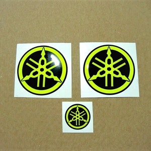 gel 3D gas tank emblems silicone bold raised decals stickers r1 r6 r125 neon fluorescent yellow/green adhesives yzf high visibility signal