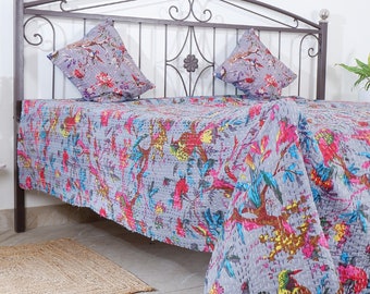 Couette kantha en coton imprimé oiseaux indiens, couvertures bohèmes, couvre-lits de literie courtepointes à vendre et cadeaux housse de couette, cadeaux de fête des mères