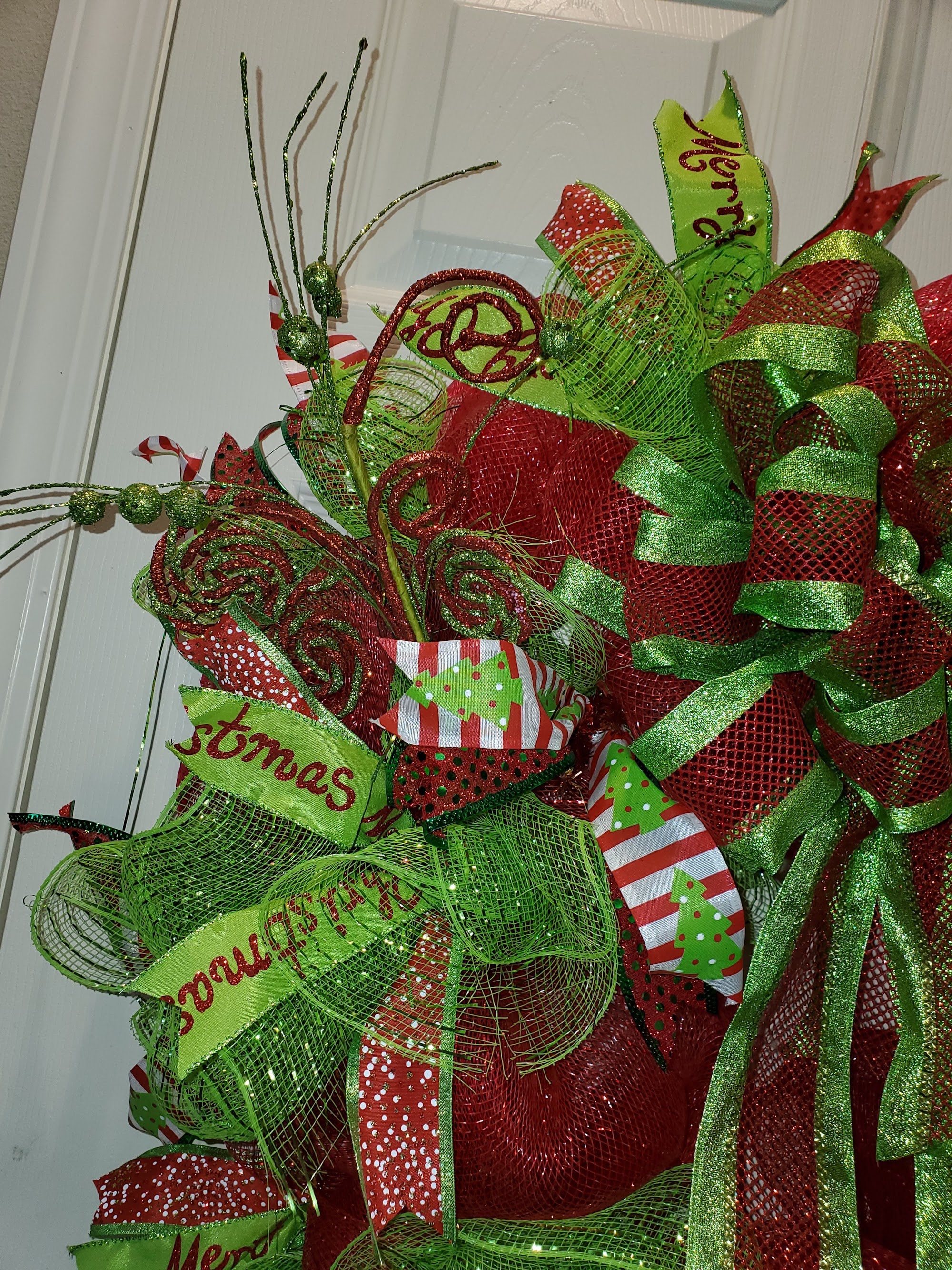 Beautiful Christmas Deco Mesh Green and Red Holiday Wreath - Etsy