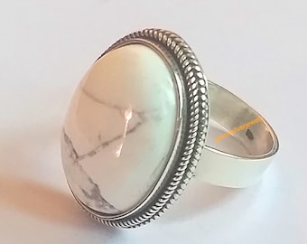 White Howlite Ring, 92.5%  Silver ring,Big Oval stone Ring, White turquoise ring, White Buffalo jewelry, Big Stone ring, Boho Statement Ring