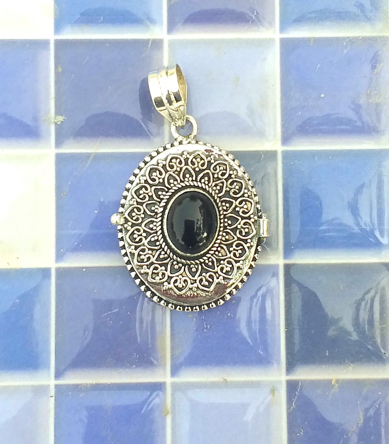 Black Onyx poison Box Pendant, 92.5%sterling silver pendant, designer dainty pendant, Gifts for him image 2