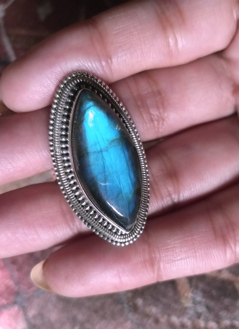 Labradorite Ring 925% Silver Ring Blue flashy ring Deep image 0