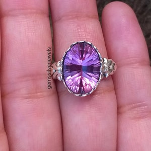 Alexandrite Ring, 100% Color Changing stone Ring, 925 Silver Ring, June Birthstone, Faceted stone Ring, Vintage Jewelry, designer band ring