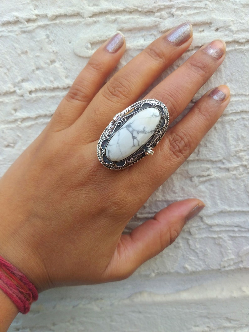 Natural Howlite Poison Ring 92.5% Sterling silver Openable Ring, Handmade jewelry, Gifts for everyone, valentine day gifts, Pill Box Ring image 3