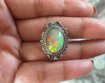 Bague opale éthiopienne naturelle, bague en argent sterling 925, cadeaux pour elle, bague opale de feu, bague d'anniversaire, bague de promesse, bague bohème fabriquée à la main,