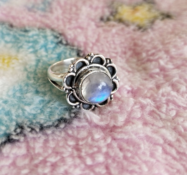 Boho Ring 925 Silver Ring Gift For Her Casual Ring Dainty Ring Natural blue flashy Moonstone Ring Moonstone Ring Round stone Ring