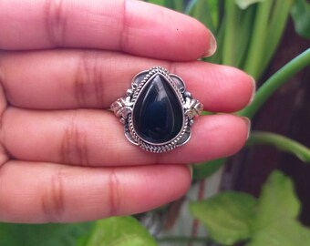 Bague en onyx noir naturel, bague en argent sterling 92,5, cadeaux pour elle, cadeaux d'anniversaire, meilleurs cadeaux pour toujours, bague de créateur fabriquée à la main