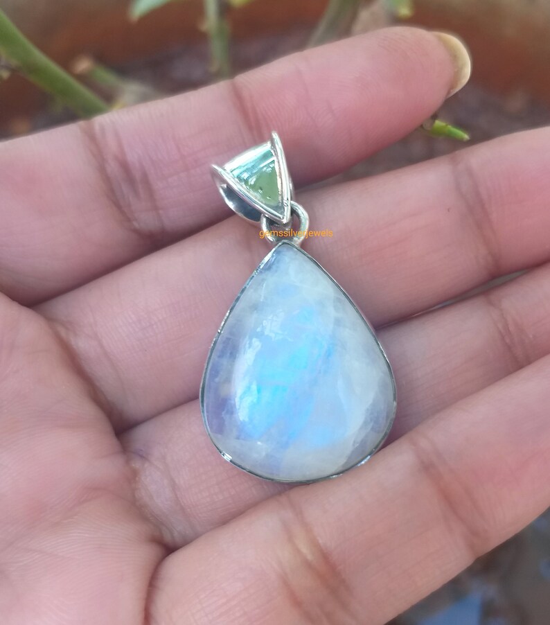 Healing Crystal Moonstone Pendant Victorian Pendant Gift 925 Sterling Silver Blue Flash Pendant June Birthstone Pear Shape Pendant