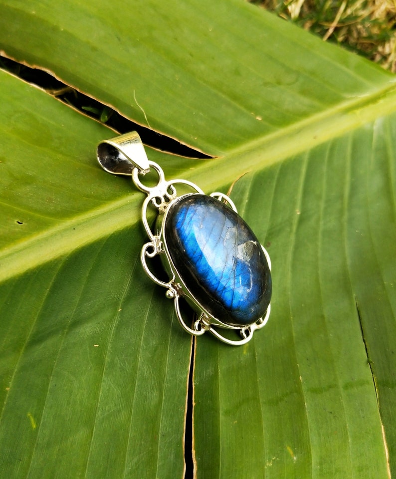 Labradorite Pendant 925 Sterling Silver Natural Gemstone Blue Fire Labradorite Large Pendant Ultimate Jewelry Exquisite Gift