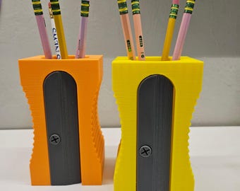Portamatite gigante con temperamatite: divertente organizer da scrivania in PLA