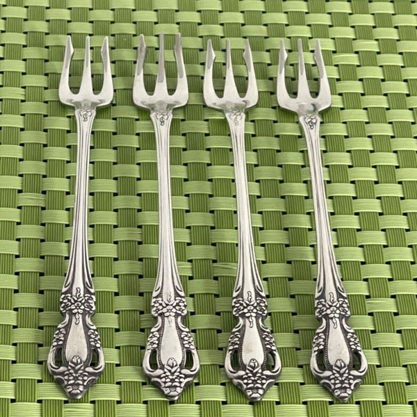 Oneida RAPHAEL Stainless Distinction Deluxe 4 Cocktail Forks Flatware A25G