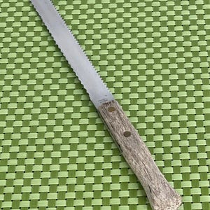 Vintage Durex Stainless Solingen Germany Serrated Bread Knife Wood Handle 7 5/8" image 5