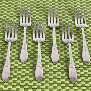 Oneida DEBONAIR Stainless 6 Dinner Forks Oneidacraft Deluxe Flatware - 7 1/2&quot;