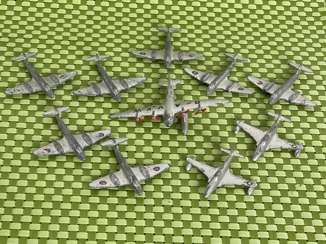 Lot De 5 Avions Dinky Toys GB - Viking, Seaplane, Meteor - Métal Occasion