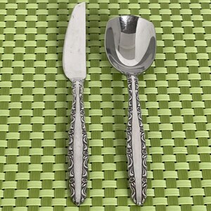 Stanley Roberts SRB141 - Ensemble de 2 couverts en acier inoxydable Flowers & Scrolls Japon