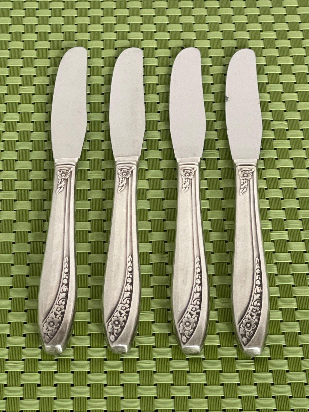 Wm Rogers STARLIGHT International Silverplate 4 Grille Knives 1953
