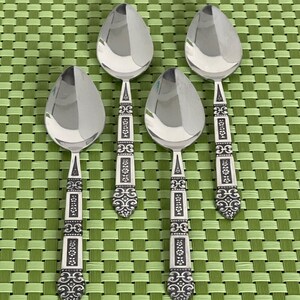 Oneida Community CORONATION 4 cuillères à café de couverts en acier inoxydable noir - 6 1/8"