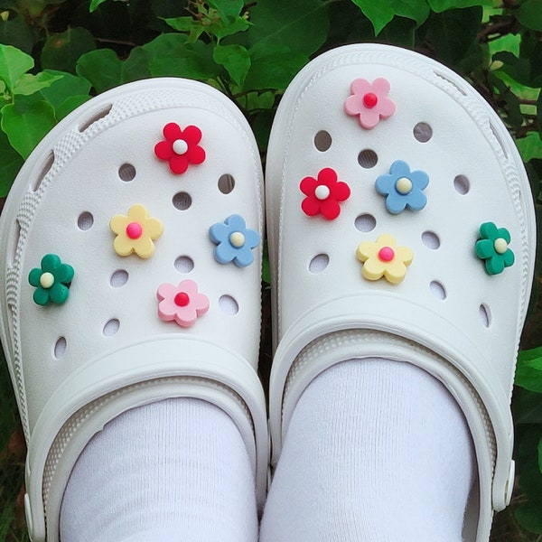 Set of 10pcs Shoe Charms ,Daisy Flowers Cartoon Shoe Charms,Garden Shoe Decoration Accessories For Crocs