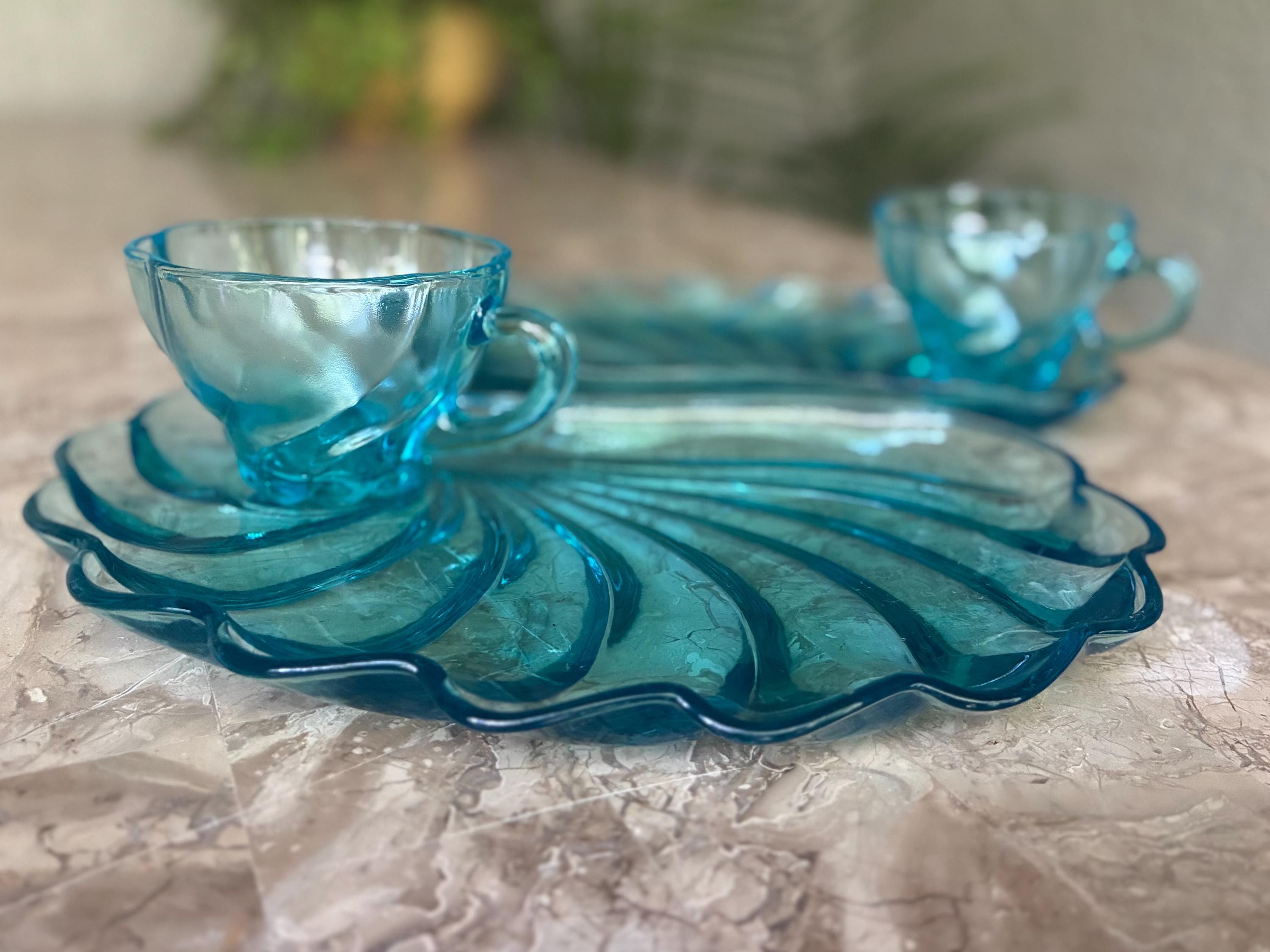 Blue Glass Swirl Plate Set - Etsy