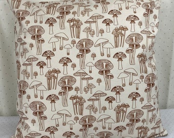 Mushroom Throw Pillow, mushroom Pillow, Fungi Throw Pillow, Decorative pillow, woodland pillow