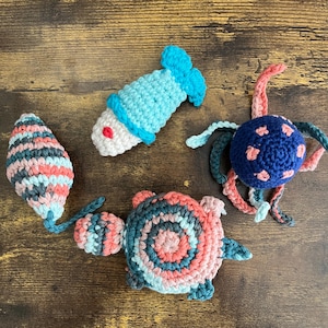 Handgemachte Baumwolle Katzenminze Spielzeug für Katzen - Bio-Katzenminze & Baumwollgarn, sicher, langlebig, Spaß für Katzen, Feline Spielzeug, Amigurumi