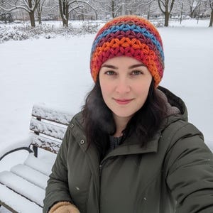 アジサイのビーニーかぎ針編みパターン：21ページにわたる初心者向けマスタークラス｜ステップバイステップの写真、ビデオチュートリアル、1対1のサポート｜PDFダウンロード 画像 10