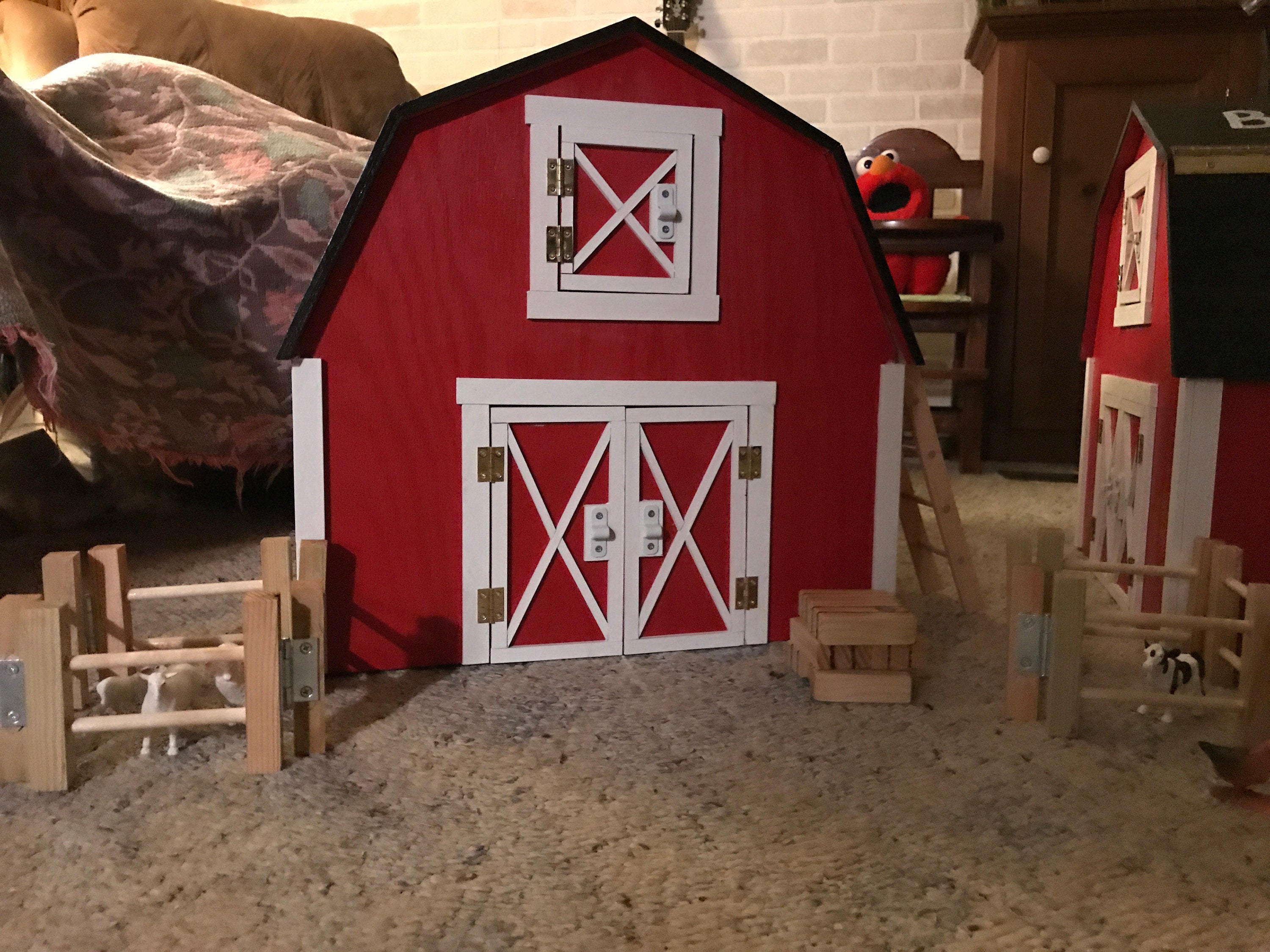 Traditional Classic Red Gambrel Roof Handmade, Quality Wooden Toy Barn ...