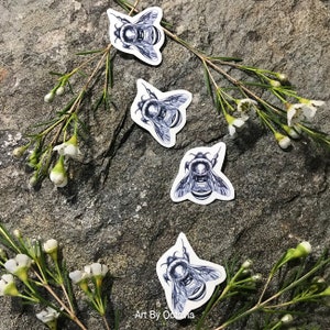 Bee Temporary Tattoo, Mini Bees, Small Bee Tattoo, Mini Tattoo, Bee Body Art, Bee Tattoo, Cute Bee Tattoo